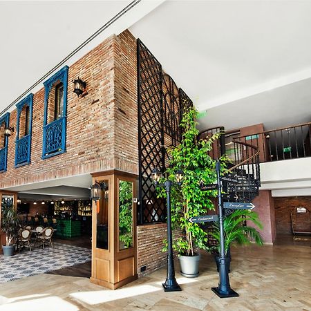 Biography Design Tbilisi Hotel Екстериор снимка