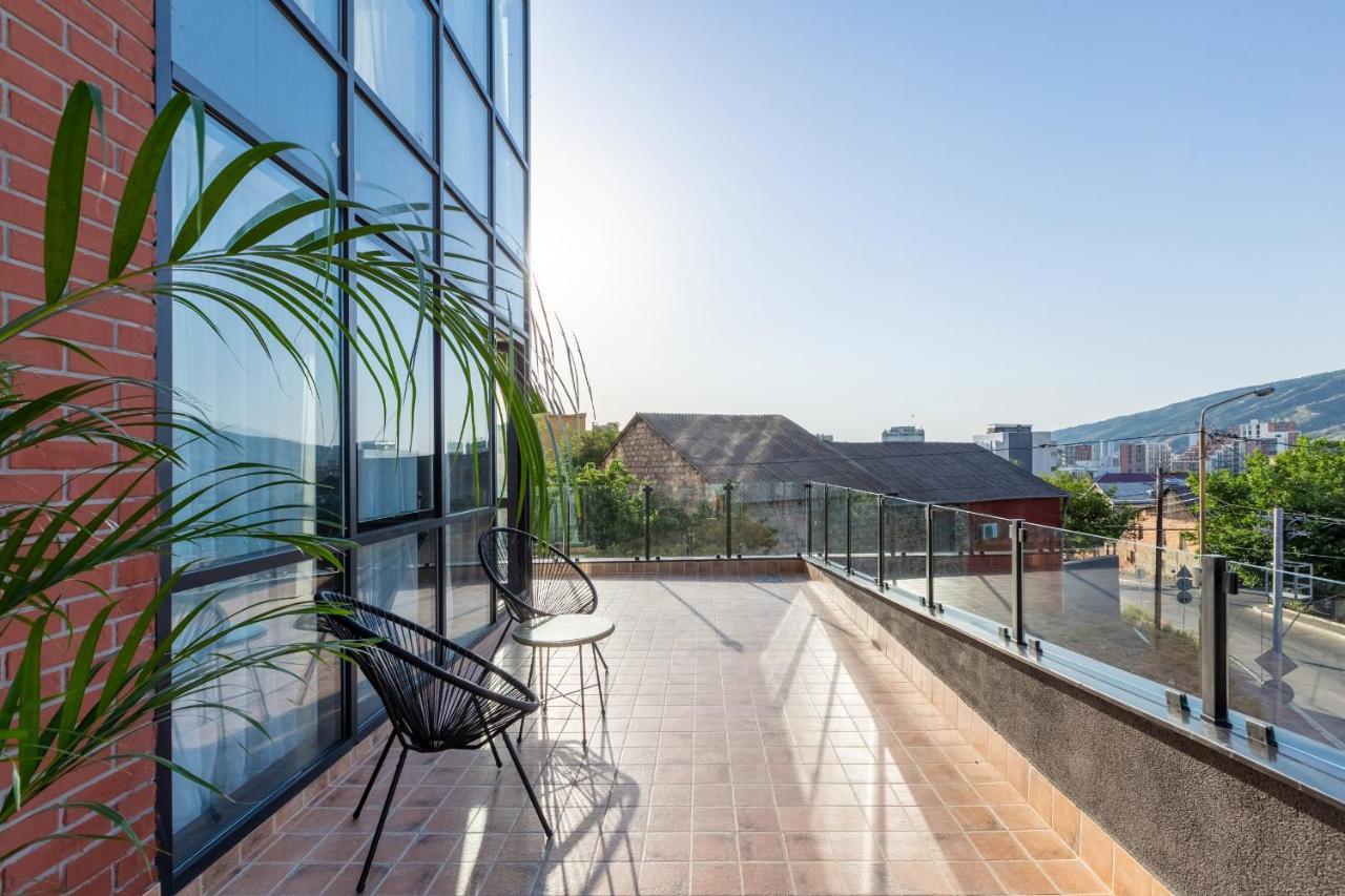 Biography Design Tbilisi Hotel Екстериор снимка