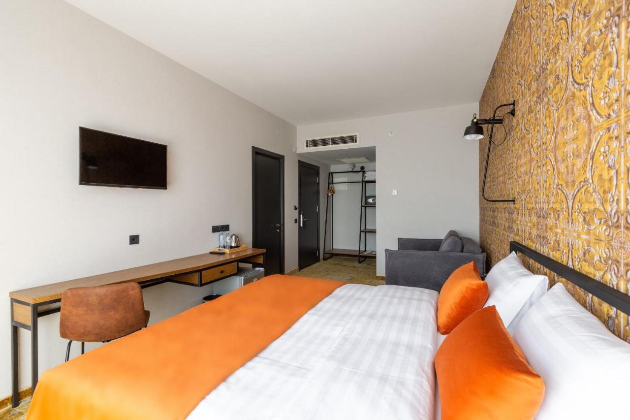 Biography Design Tbilisi Hotel Екстериор снимка