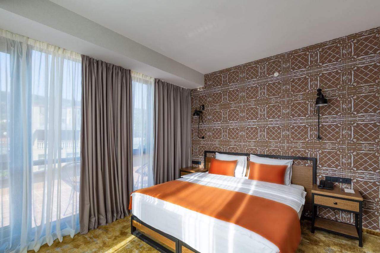 Biography Design Tbilisi Hotel Екстериор снимка