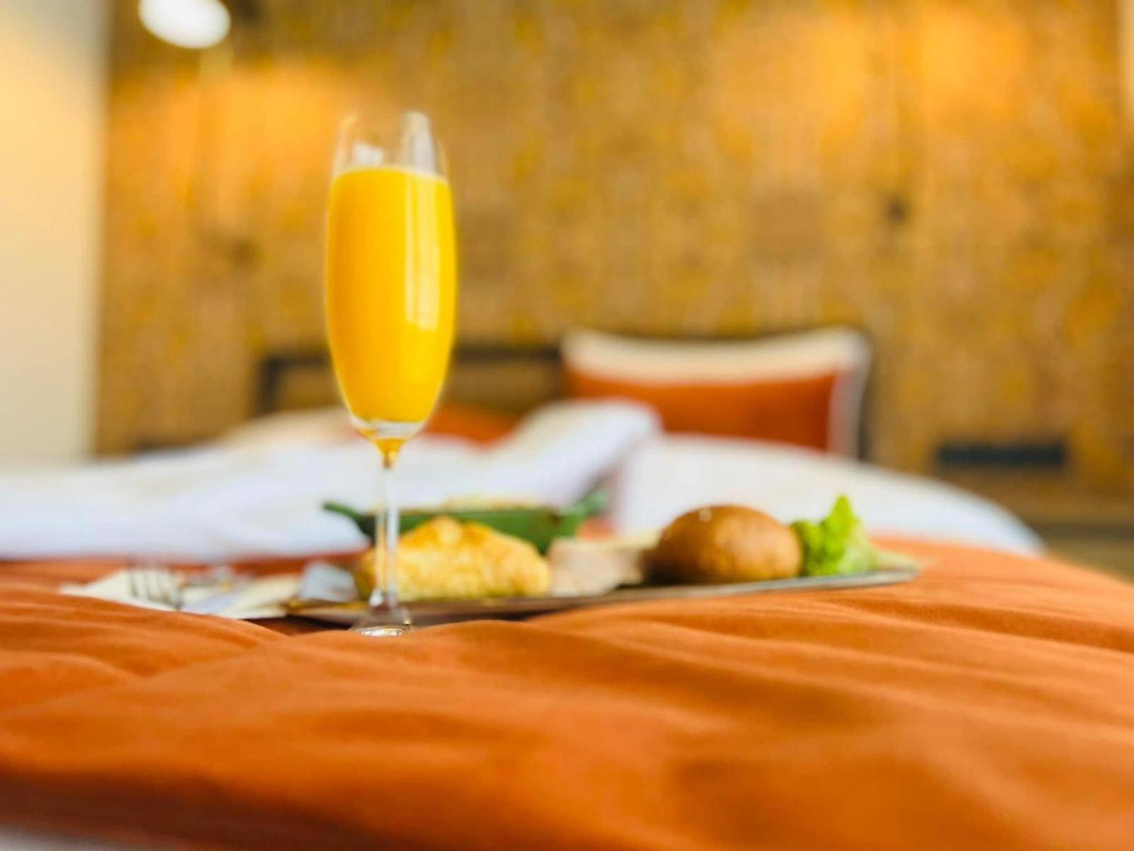 Biography Design Tbilisi Hotel Екстериор снимка